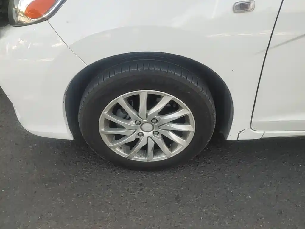 Honda Fit — миниатюра 23