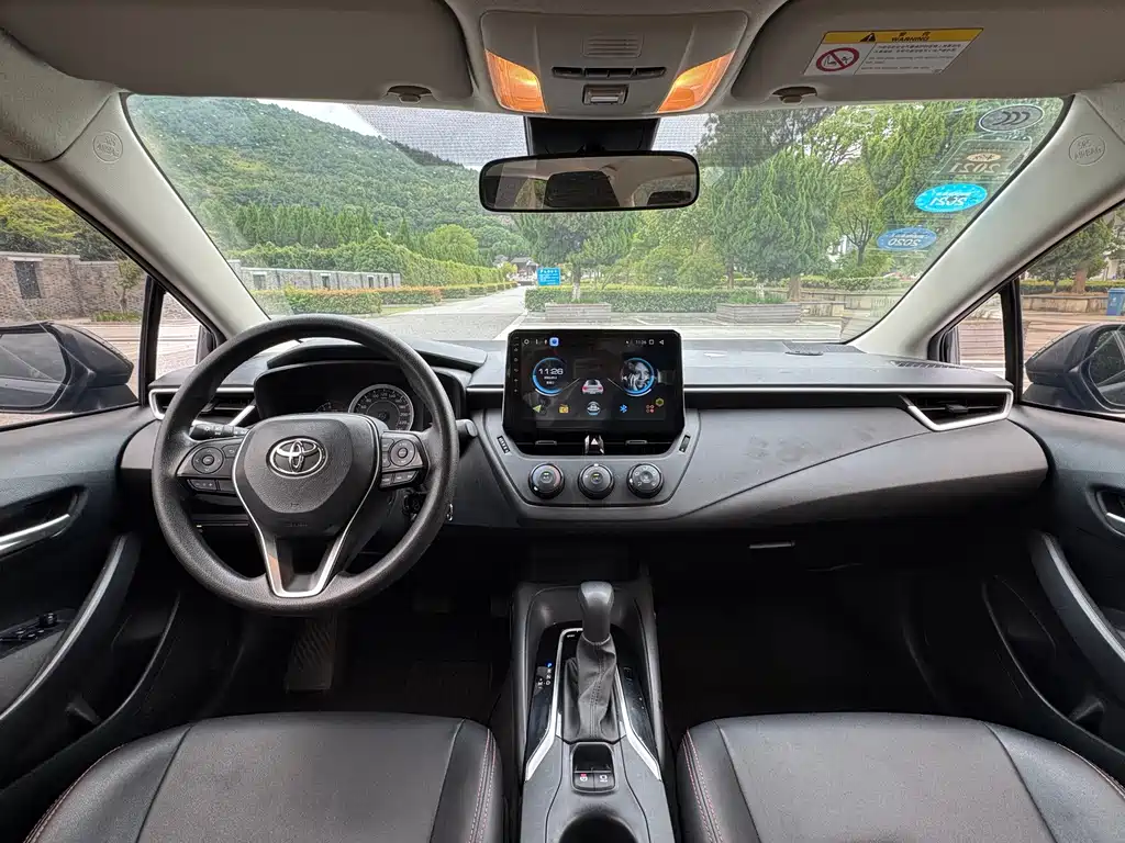 Toyota Corolla — миниатюра 12