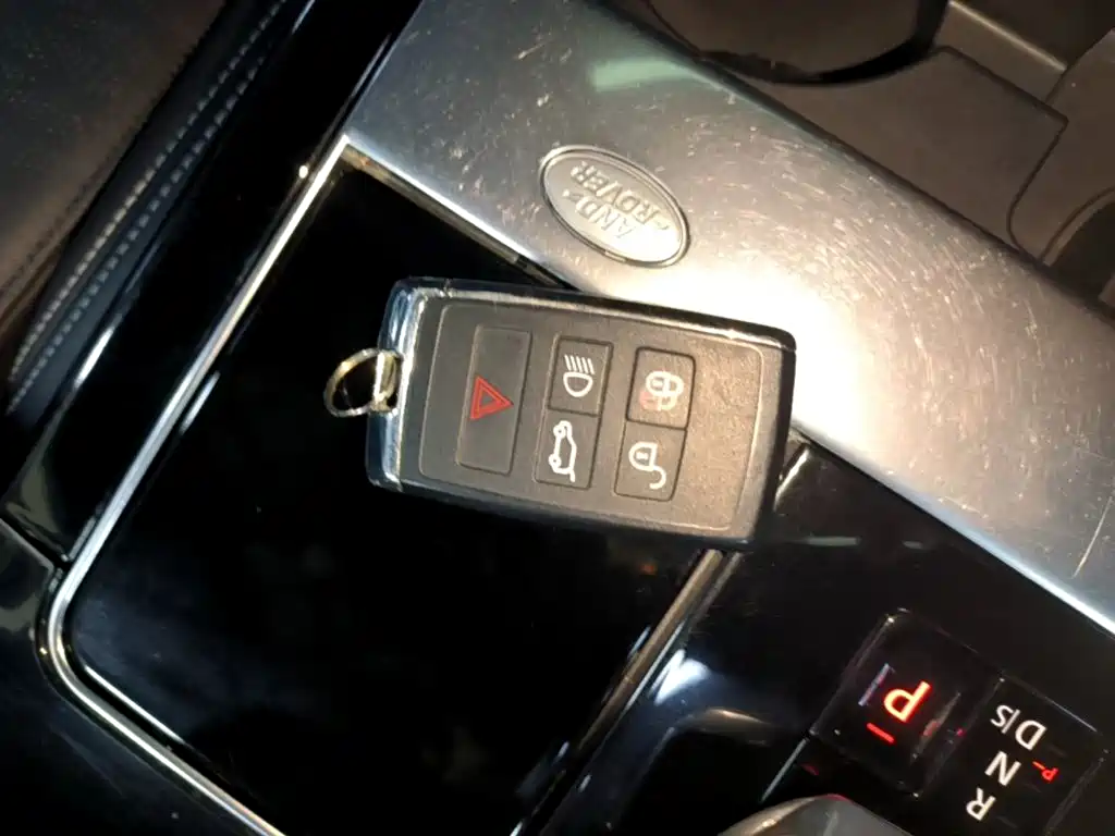 Land Rover Velar — миниатюра 9