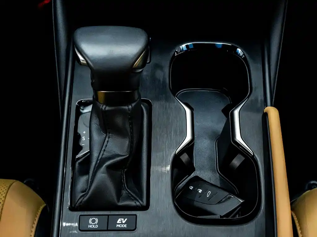 Lexus ES — миниатюра 22