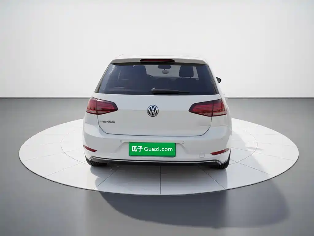 Volkswagen Golf — миниатюра 3