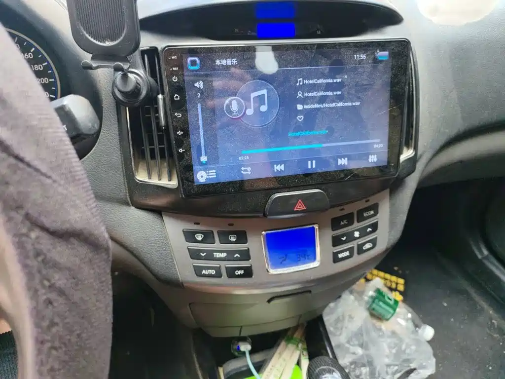 Hyundai Elantra — миниатюра 14