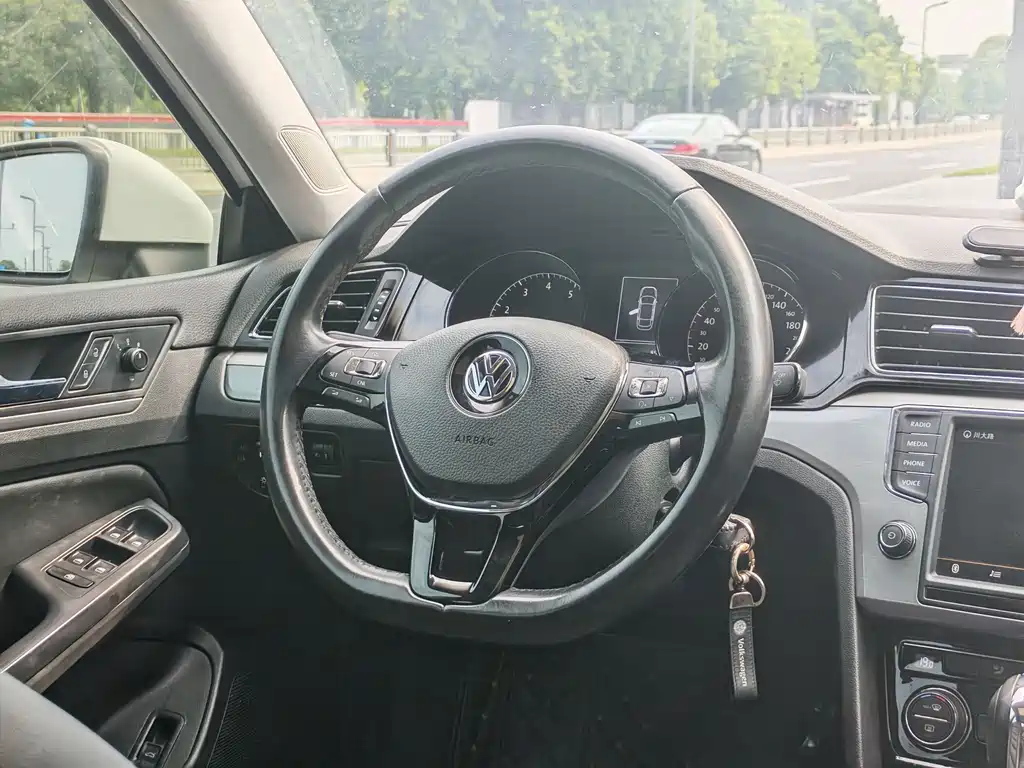 Volkswagen Lamando — миниатюра 12