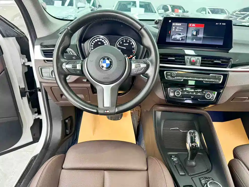 BMW X1 — миниатюра 10