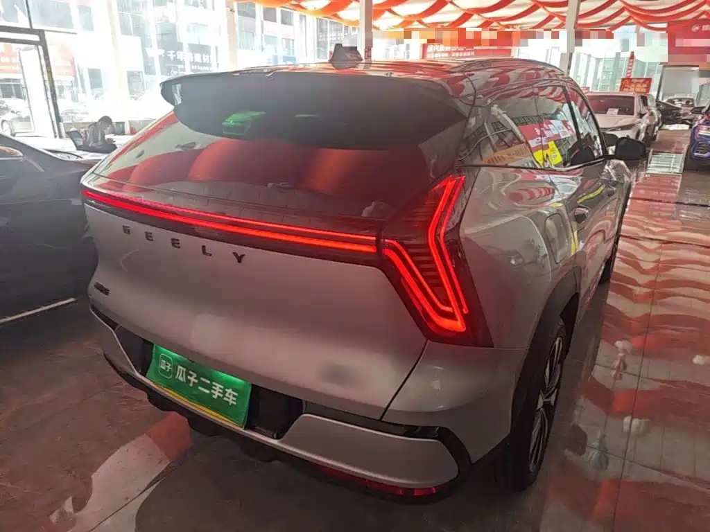 Geely Boyue L — миниатюра 7