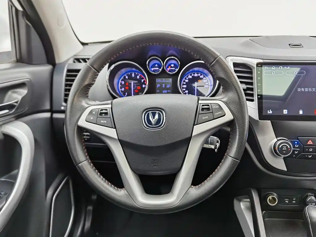 Changan CS35 — миниатюра 11