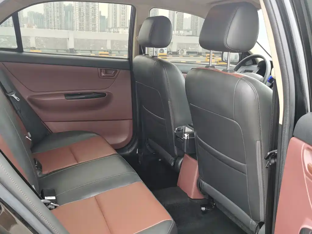 BYD F3 — миниатюра 13