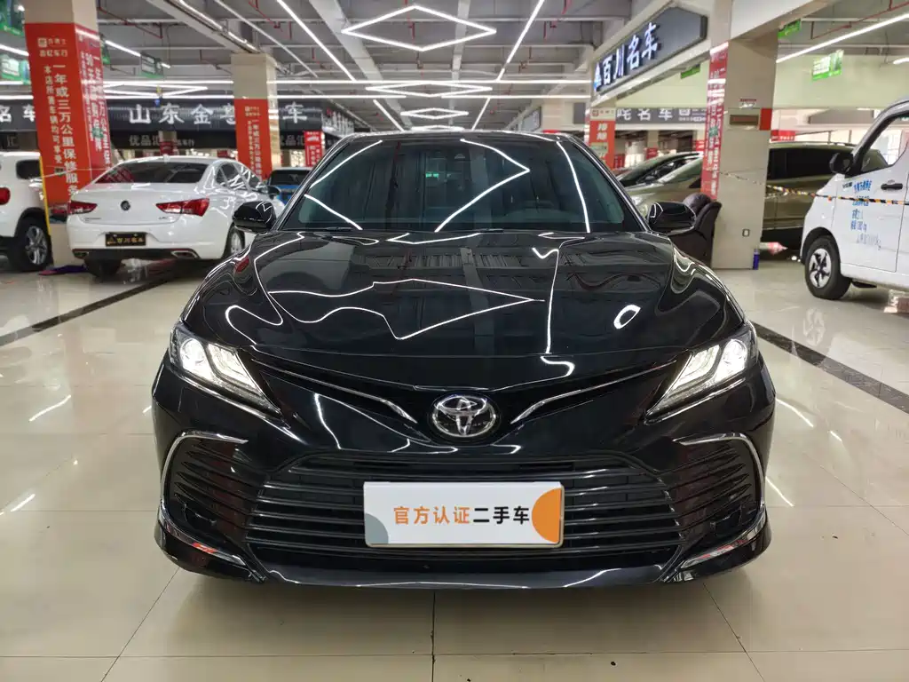 Toyota Camry — миниатюра 2
