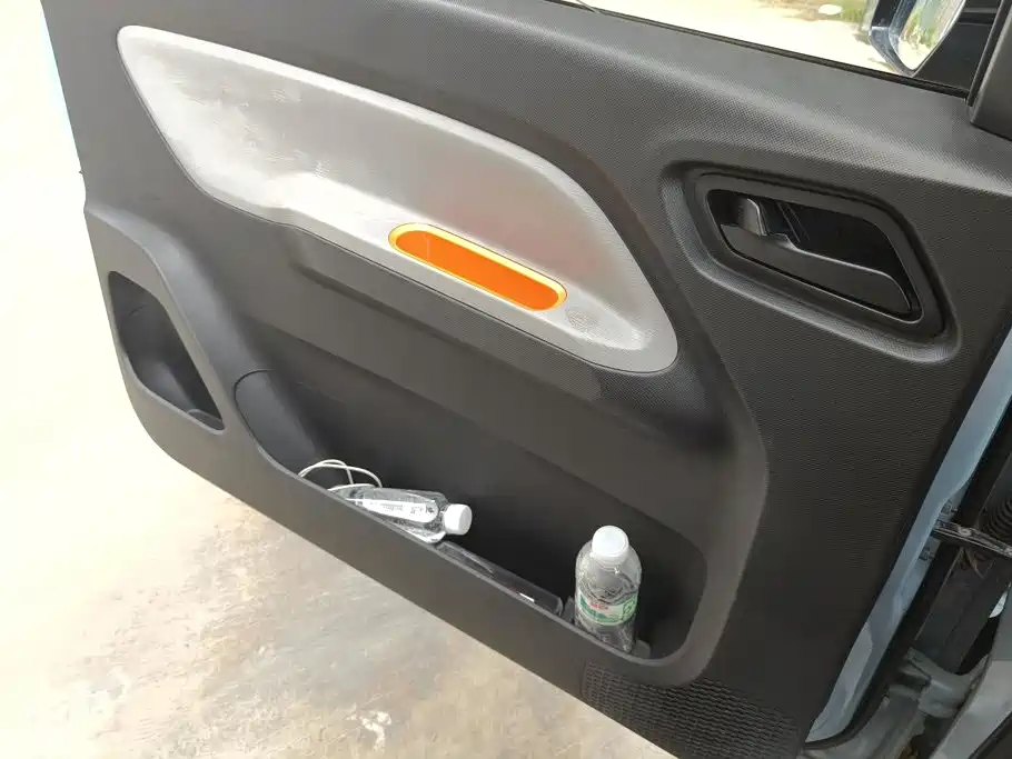 Wuling MINIEV — миниатюра 7