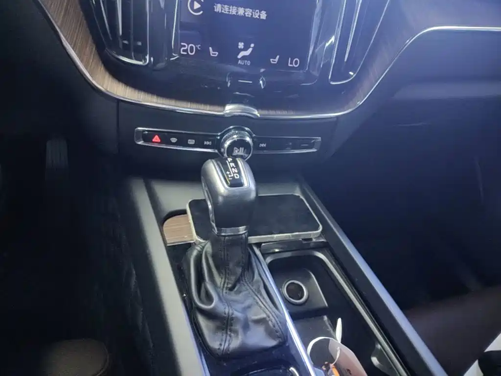 Volvo XC60 — миниатюра 14