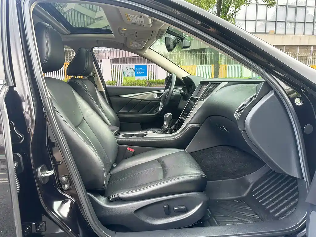 Infiniti Q50L — миниатюра 18