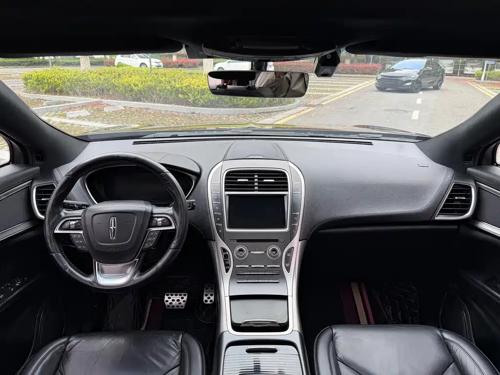 Lincoln Nautilus 2019 2.0T Premium V