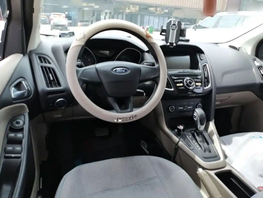Ford Focus — миниатюра 14