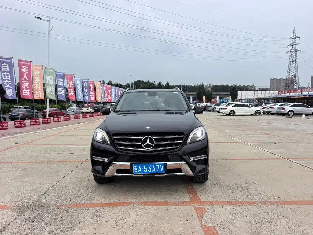 Mercedes-Benz M-Class — миниатюра 2