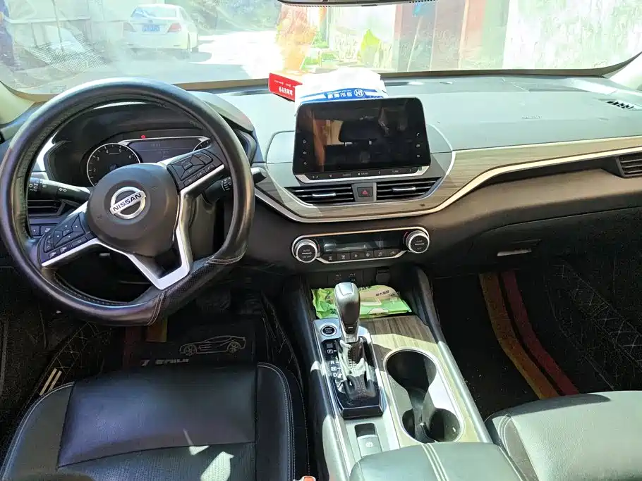 Nissan Teana — миниатюра 12