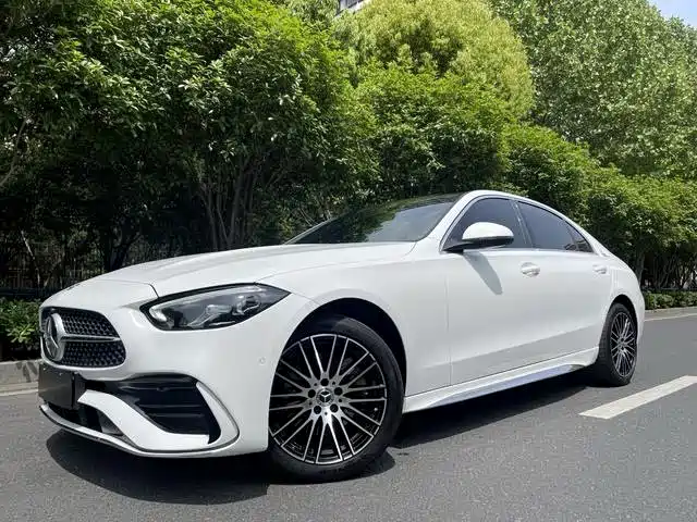 Mercedes-Benz C-Class — миниатюра 2