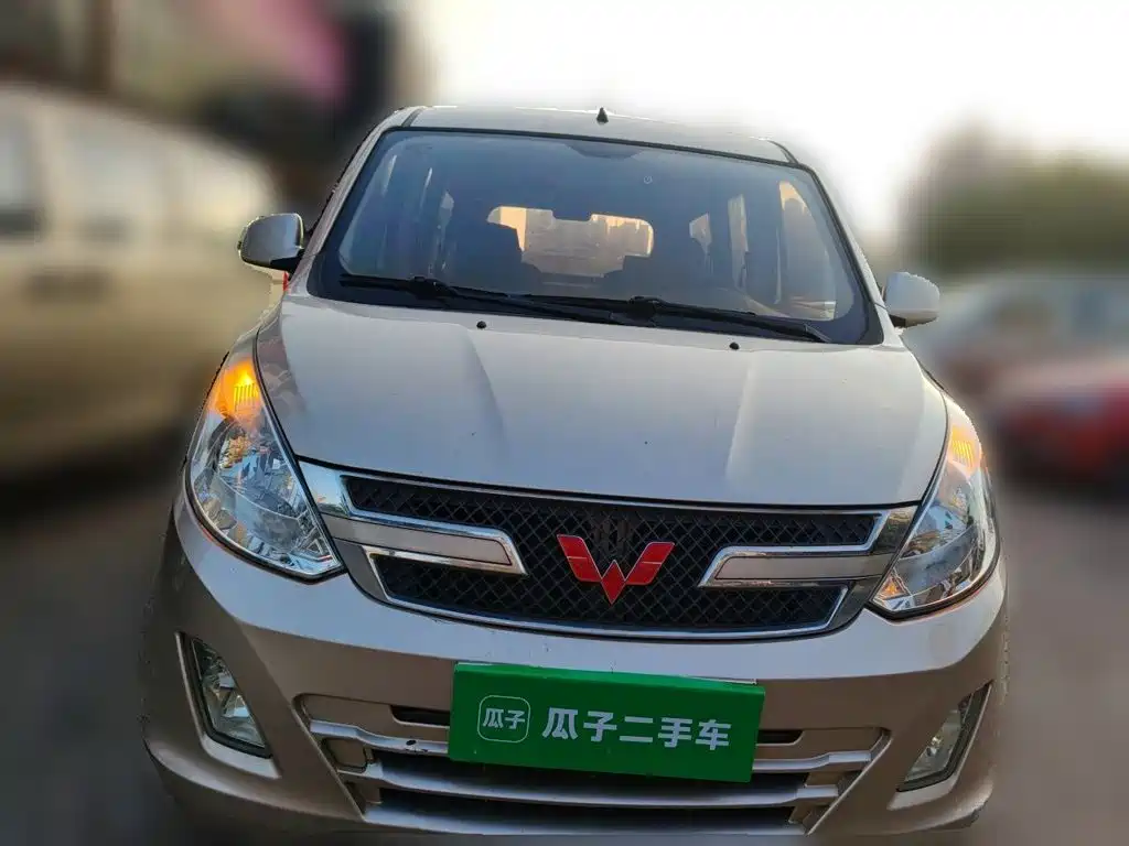 Wuling Rongguang V — миниатюра 2