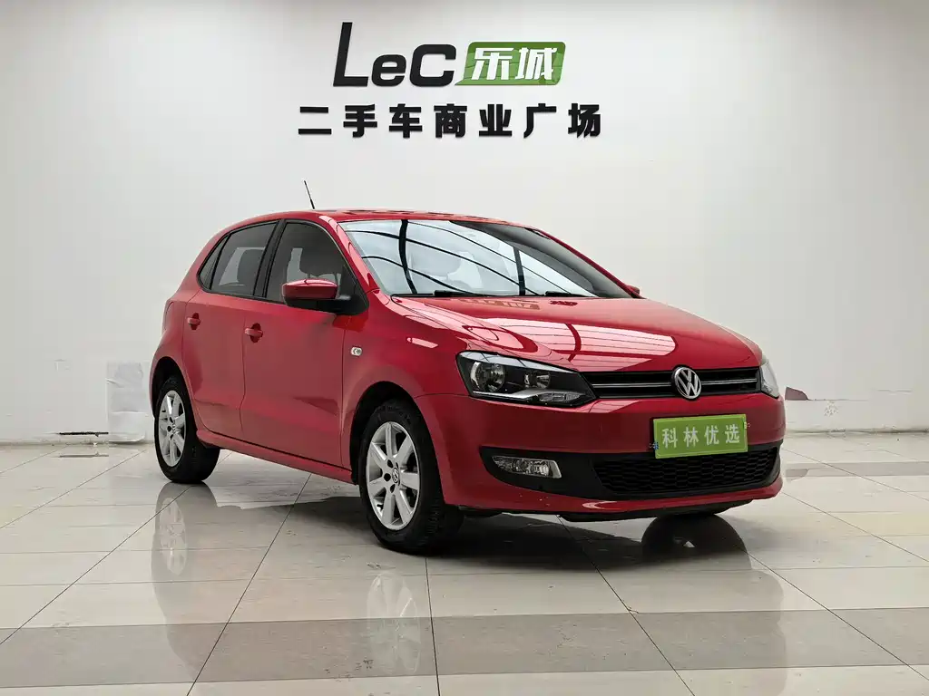 Volkswagen Polo 2013 1.6L AT Comfort