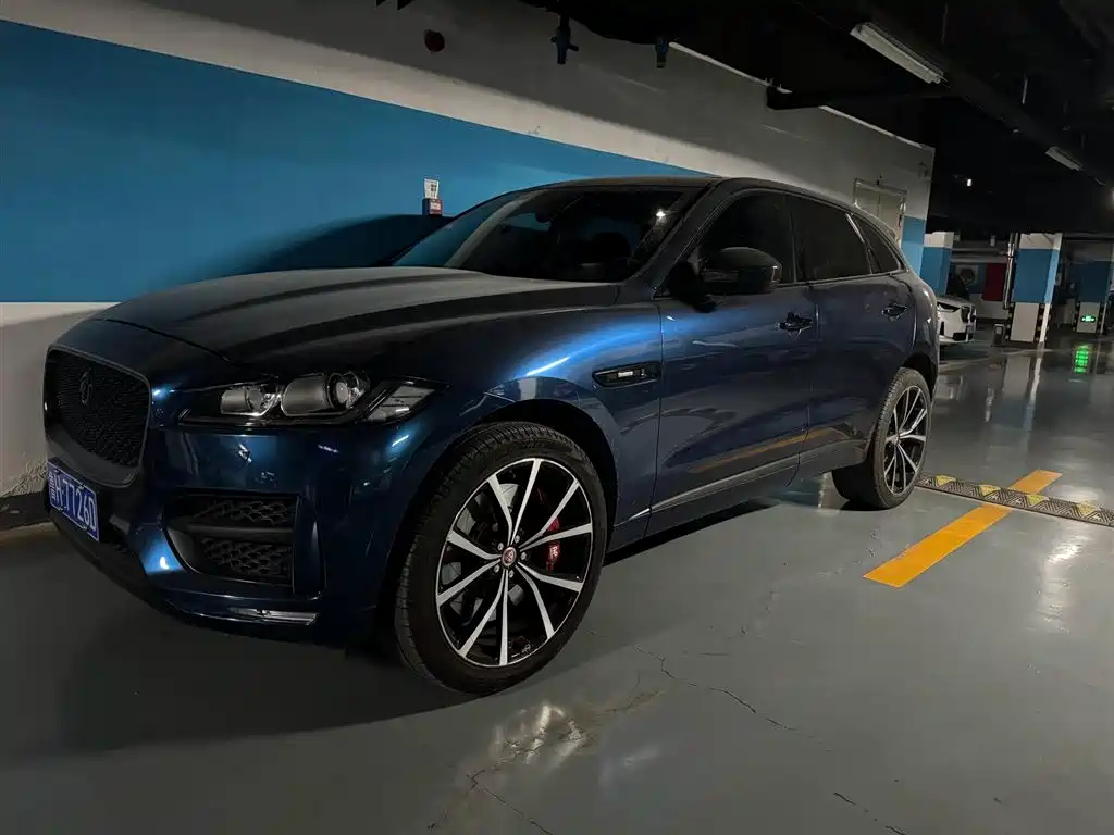 Jaguar F-PACE 2017