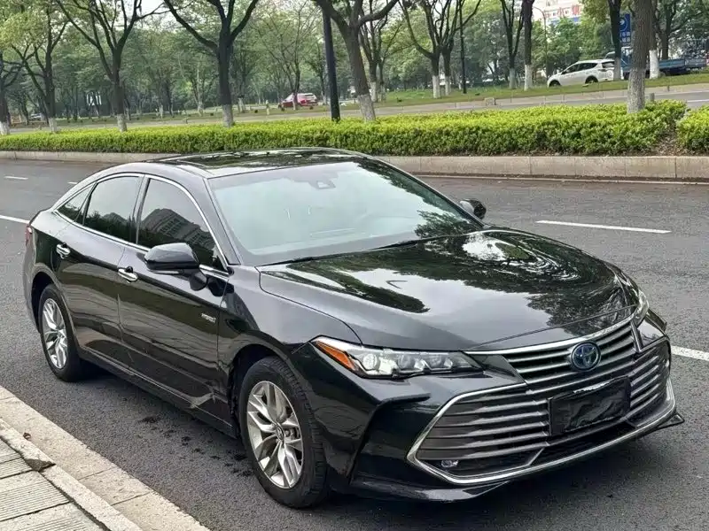 Toyota Avalon — миниатюра 2