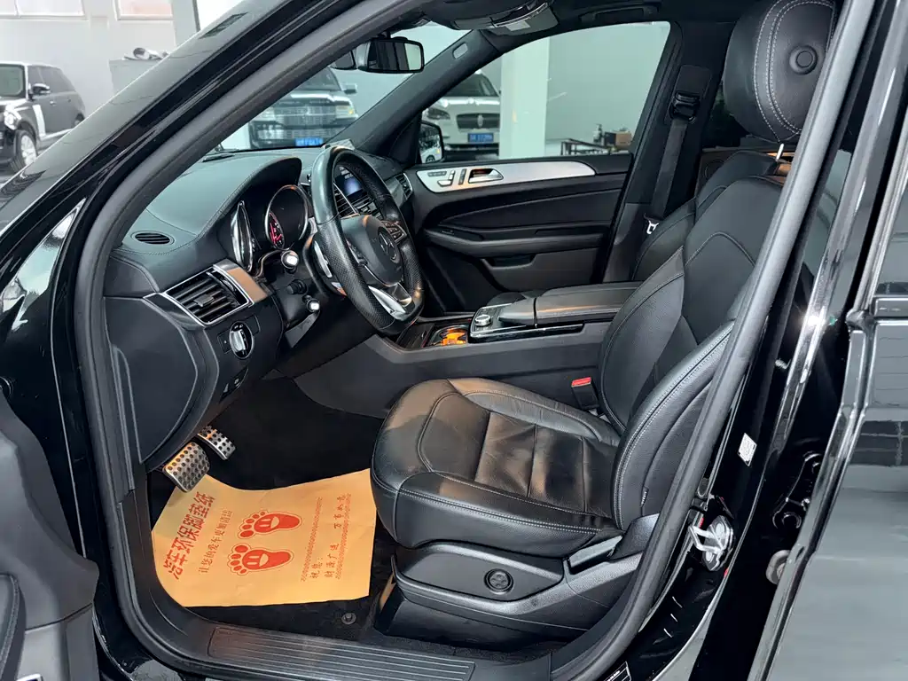 MERCEDES-BENZ GLE AMG