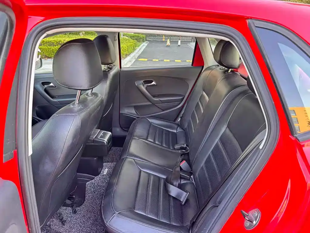 Volkswagen Polo — миниатюра 9
