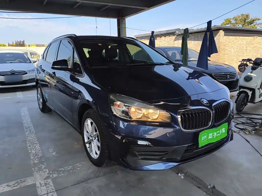 BMW 2 Series Active Tourer — миниатюра 4