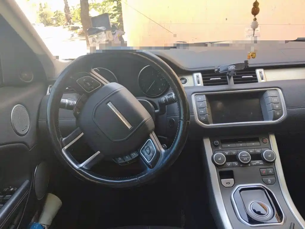 Land Rover Evoque — миниатюра 11