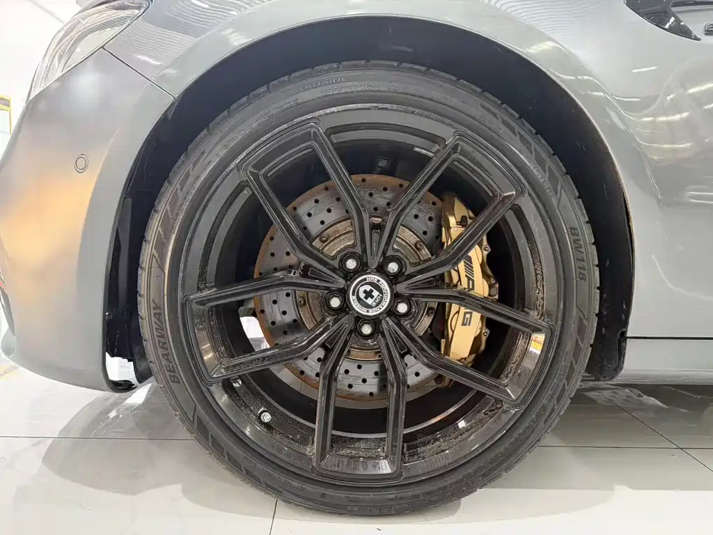 Mercedes-Benz E-Class AMG — миниатюра 12