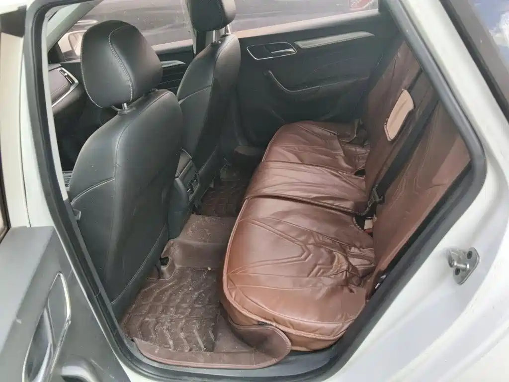 Roewe i6 Classic — миниатюра 18