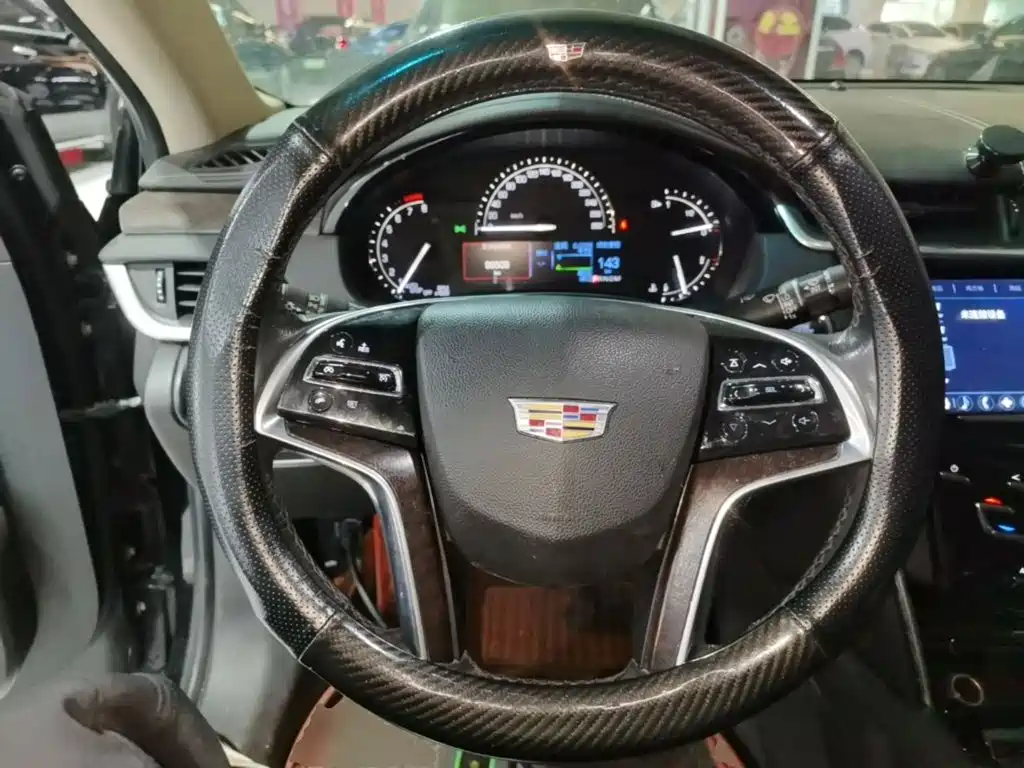 Cadillac XTS — миниатюра 11