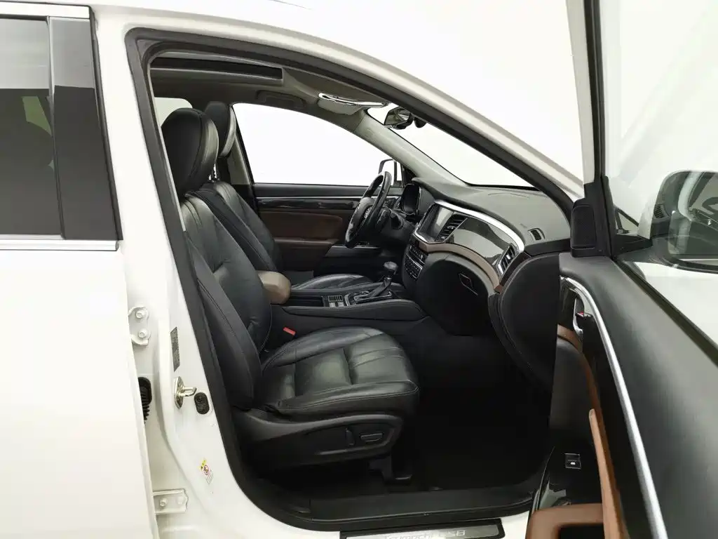 GAC Motor Trumpchi GS8 — миниатюра 23