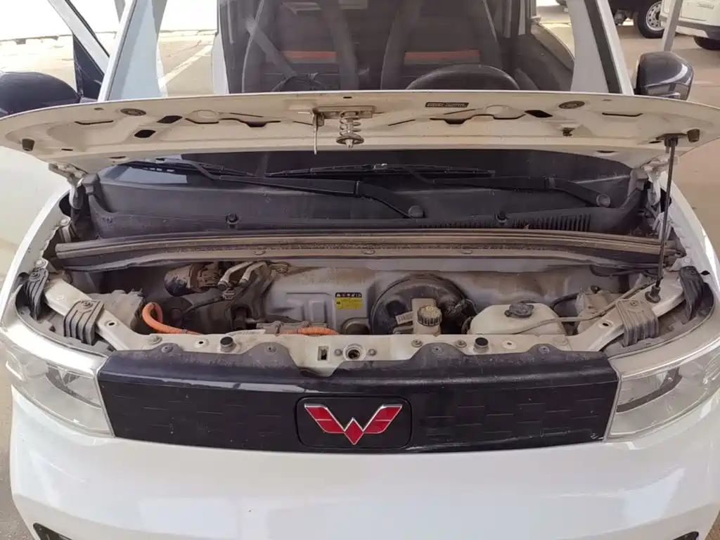 Wuling MINIEV — миниатюра 20