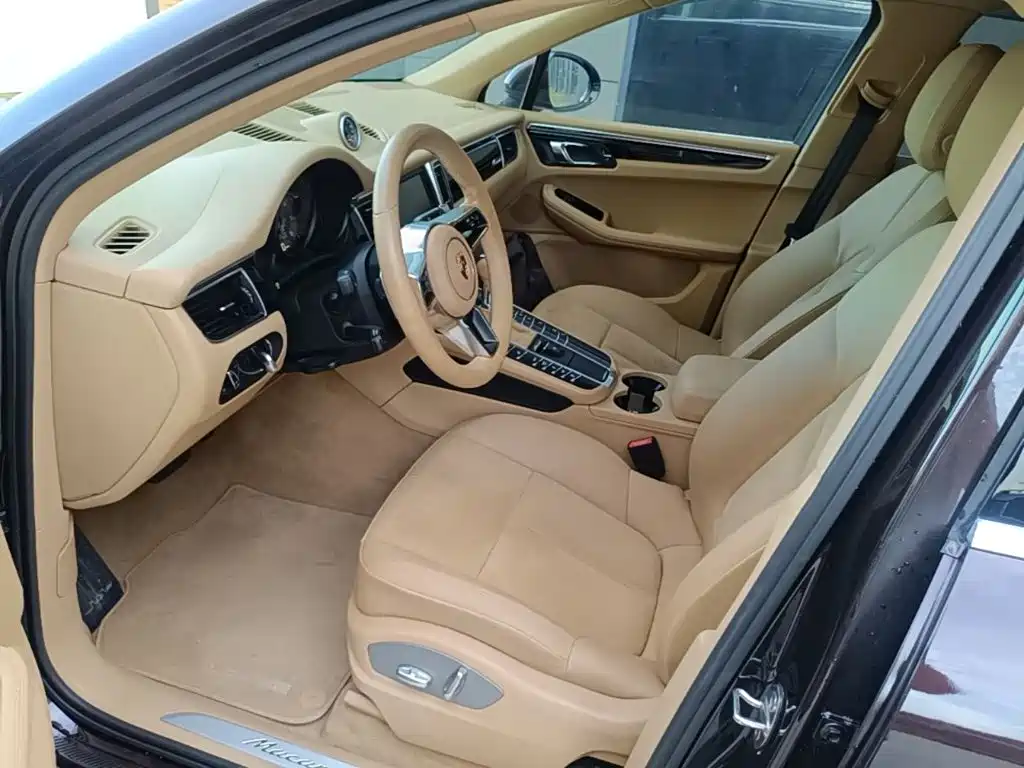 Porsche Macan — миниатюра 15