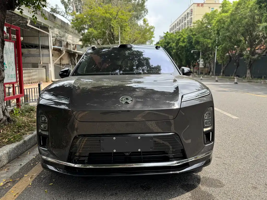NIO ES8 2026 мест Executive Luxury