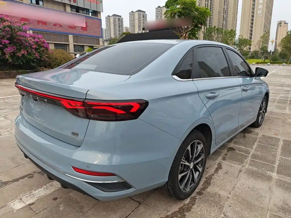 Geely Emgrand — миниатюра 7