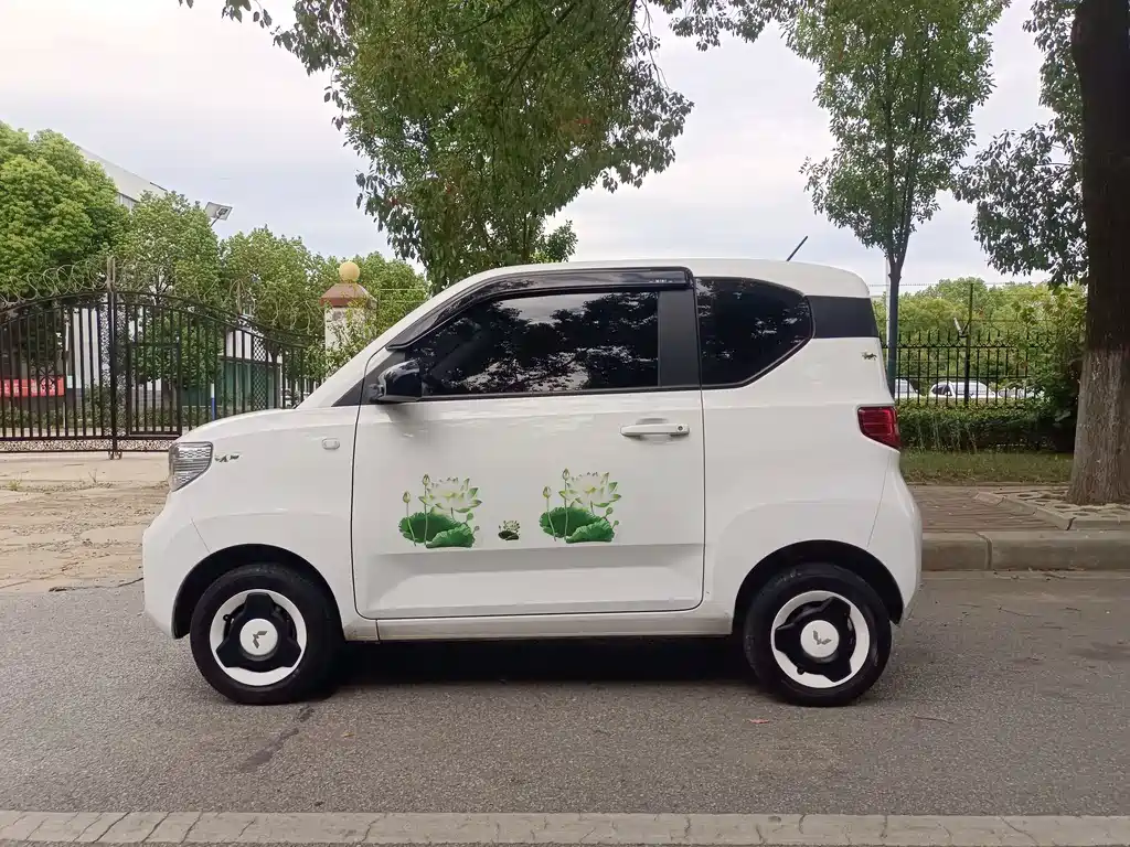 Wuling MINIEV — миниатюра 6
