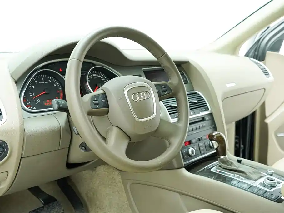 Audi Q7 2007 4.2 FSI quattro Comfort