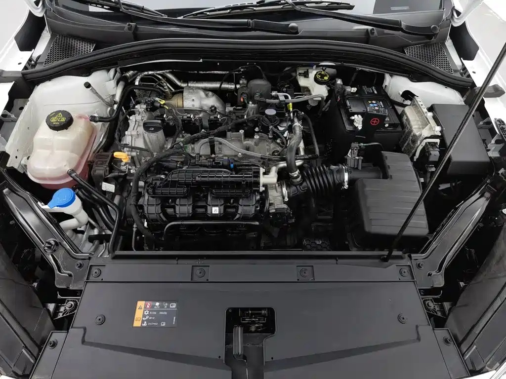 Roewe i5 — миниатюра 6