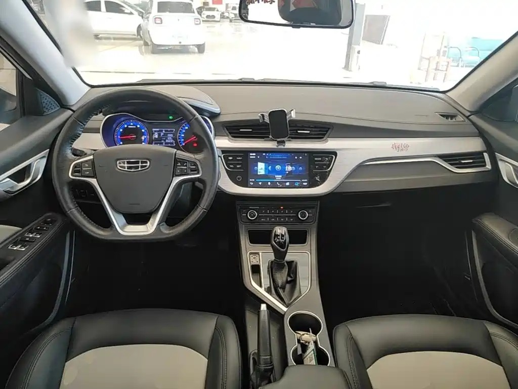 Geely Vision — миниатюра 10