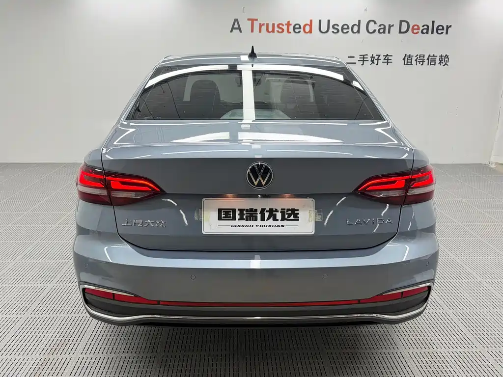 Volkswagen Lavida — миниатюра 4