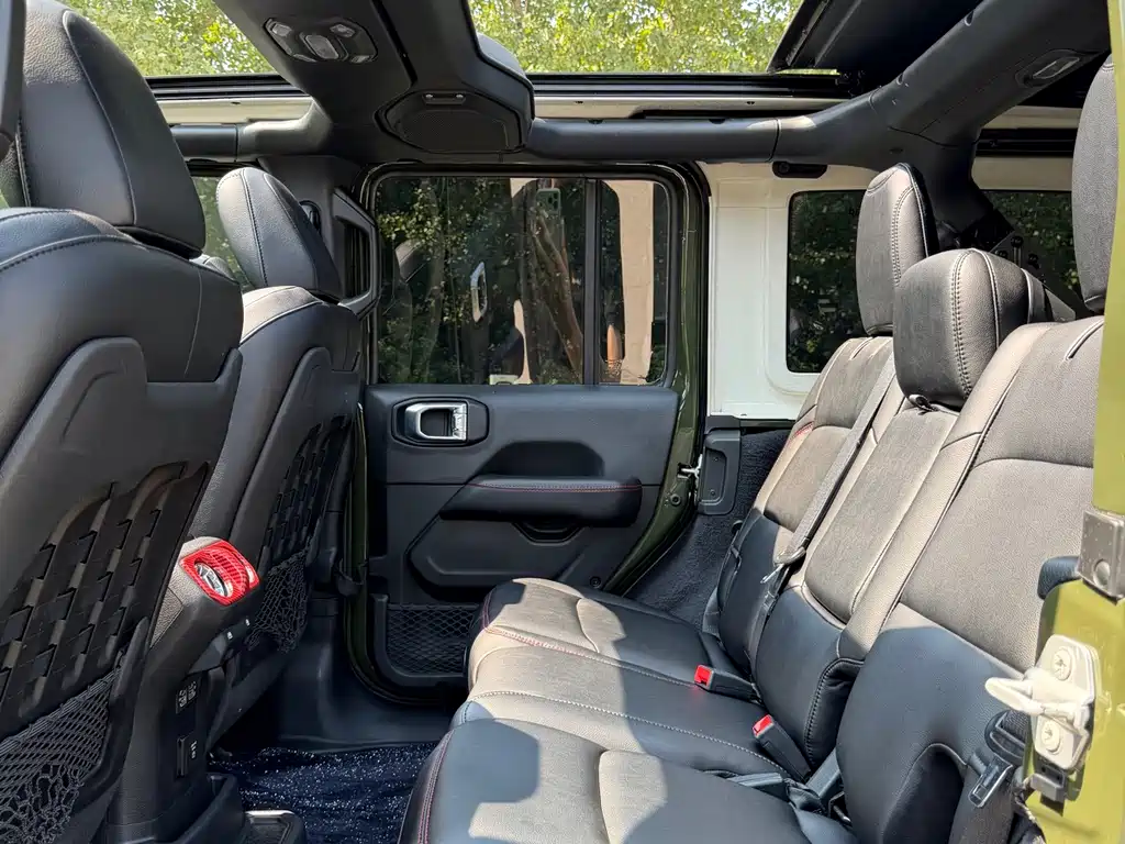 Jeep Wrangler — миниатюра 17