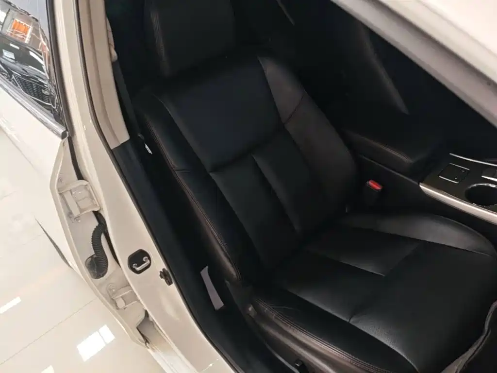 Nissan Teana — миниатюра 25