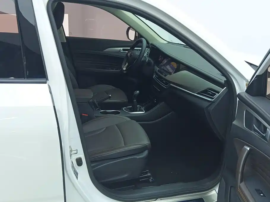 Changan CS35PLUS — миниатюра 8
