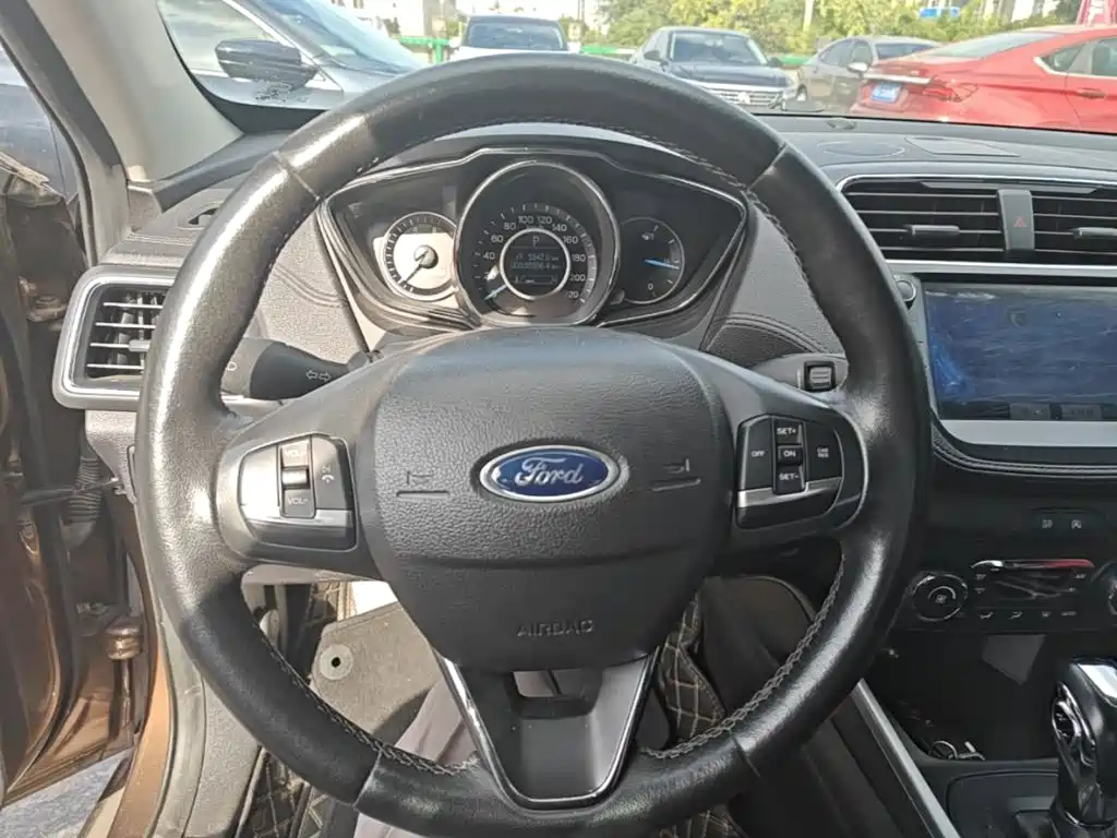 Ford Escort — миниатюра 11