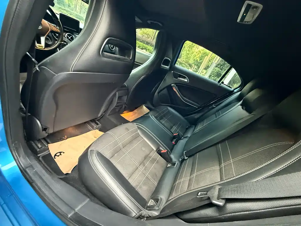 Mercedes-Benz A-Class (Import) — миниатюра 9