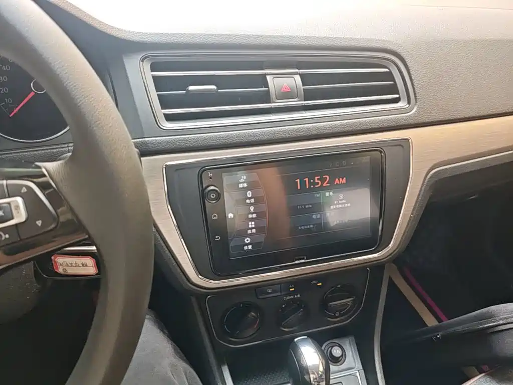 Volkswagen Lavida — миниатюра 13
