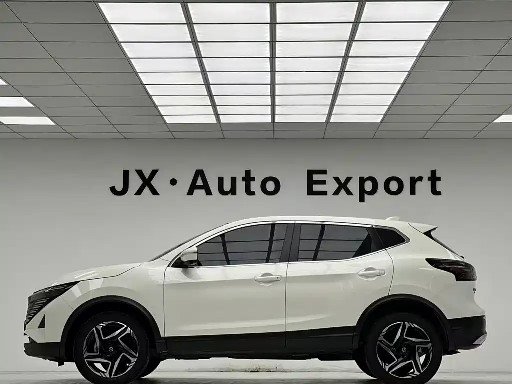 Nissan Qashqai — миниатюра 7
