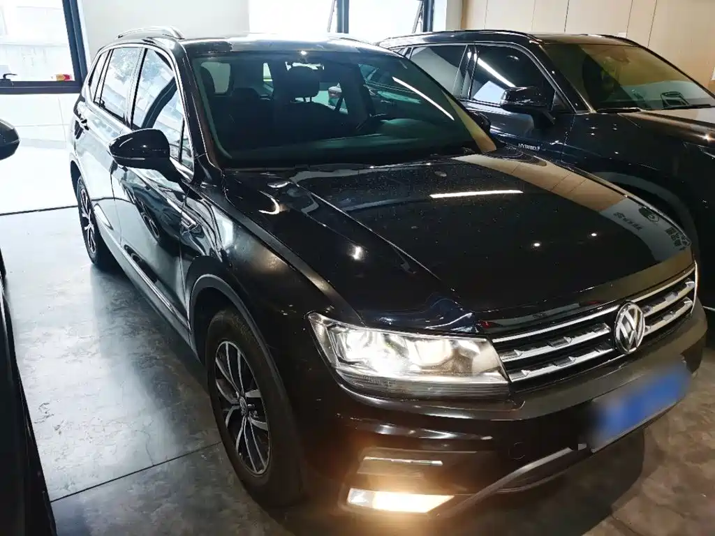 Volkswagen Tiguan L — миниатюра 4