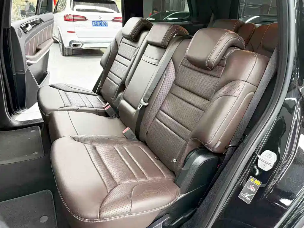 Mercedes-Benz GLS AMG — миниатюра 13